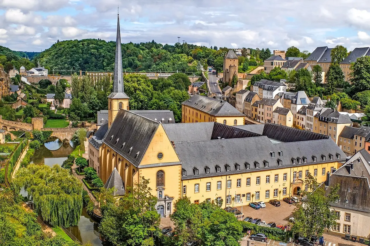 5 regenter af huset Luxembourg (1308-1437)