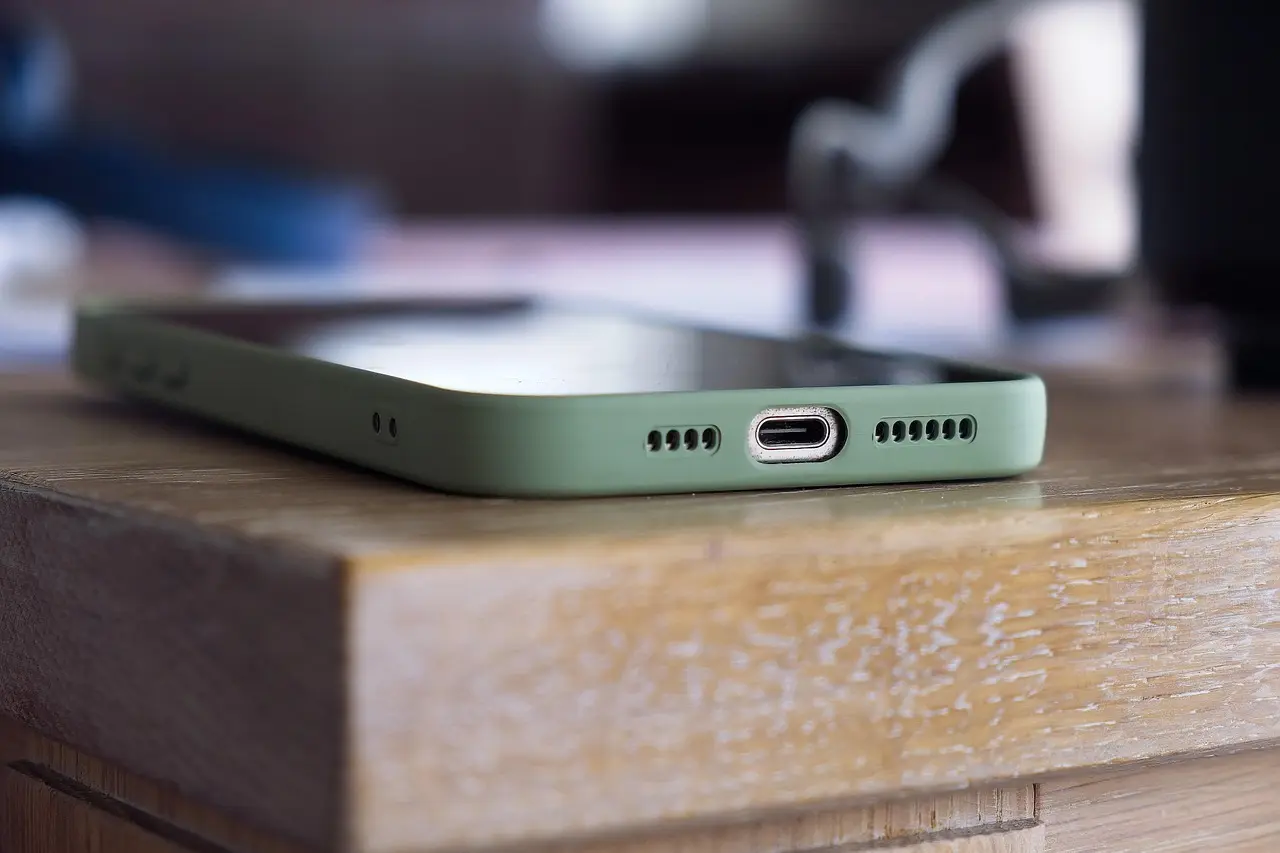 Er det sikkert at svare på 76 25 97 30?